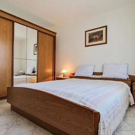Beautiful In Marcana With Wifi Apartman Zára